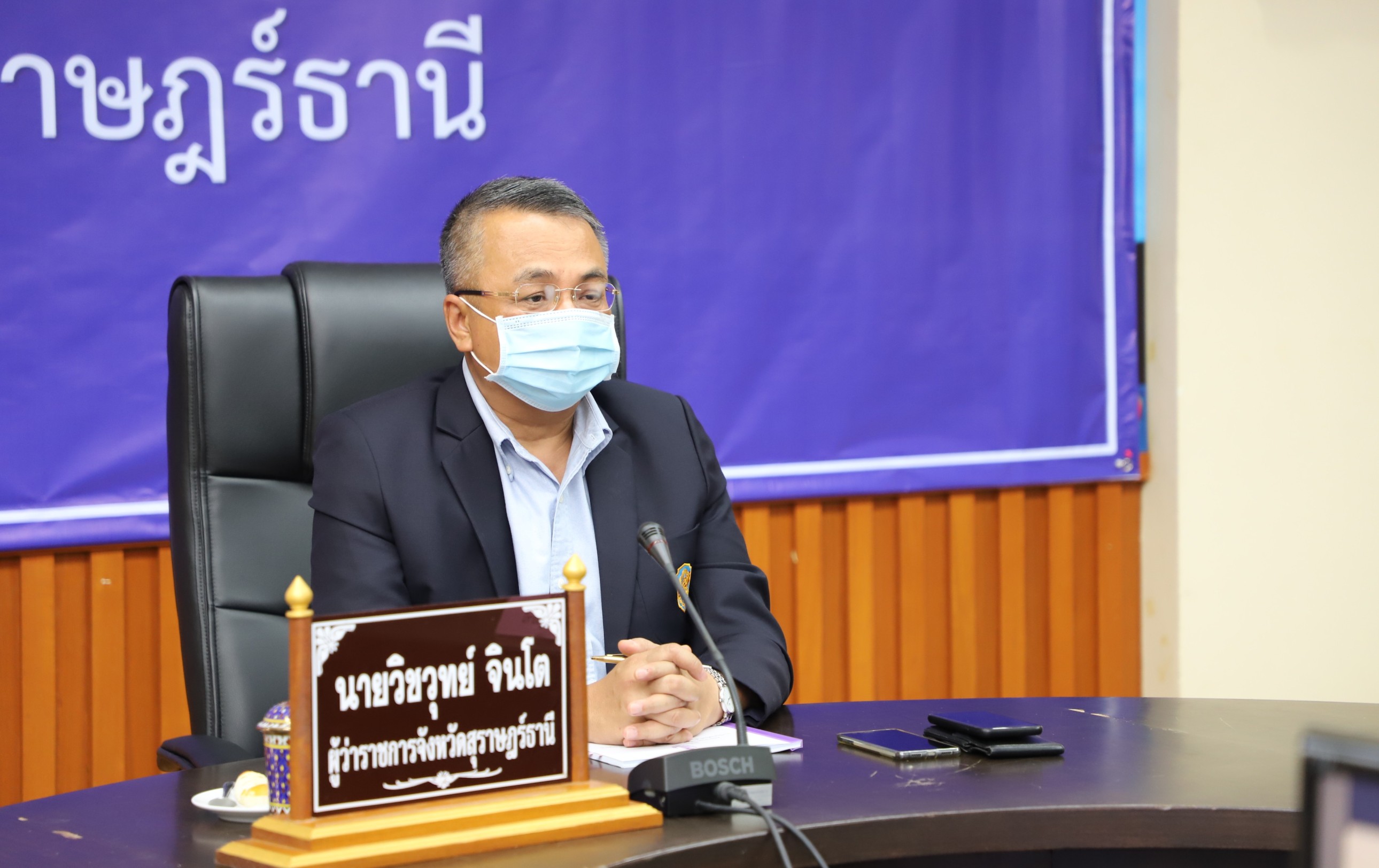 รับฟังประชุมชี้แจงเรื่องการคัดสรรค์ครูผู๊สอนที่สมควรได้รับรางวัล